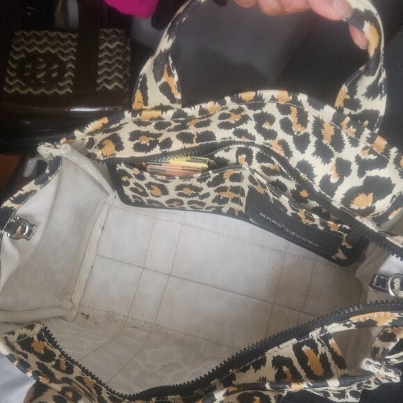 Marc jacobs leopard print EUC - Picture 2 of 4